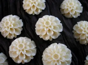 4 PCS Cream 24 mm Chrysanthemum Cabochon