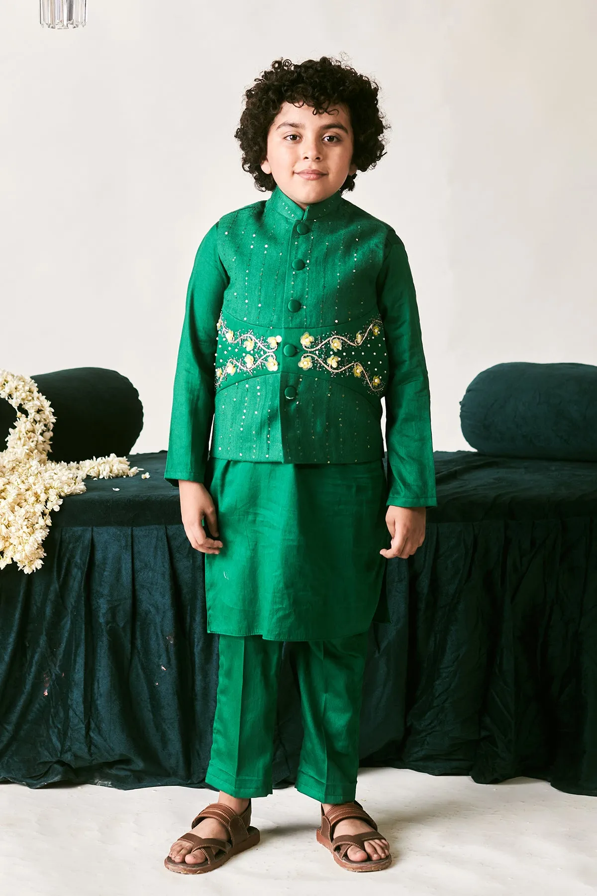 Basar- Kurta Pyjama Set Of 2