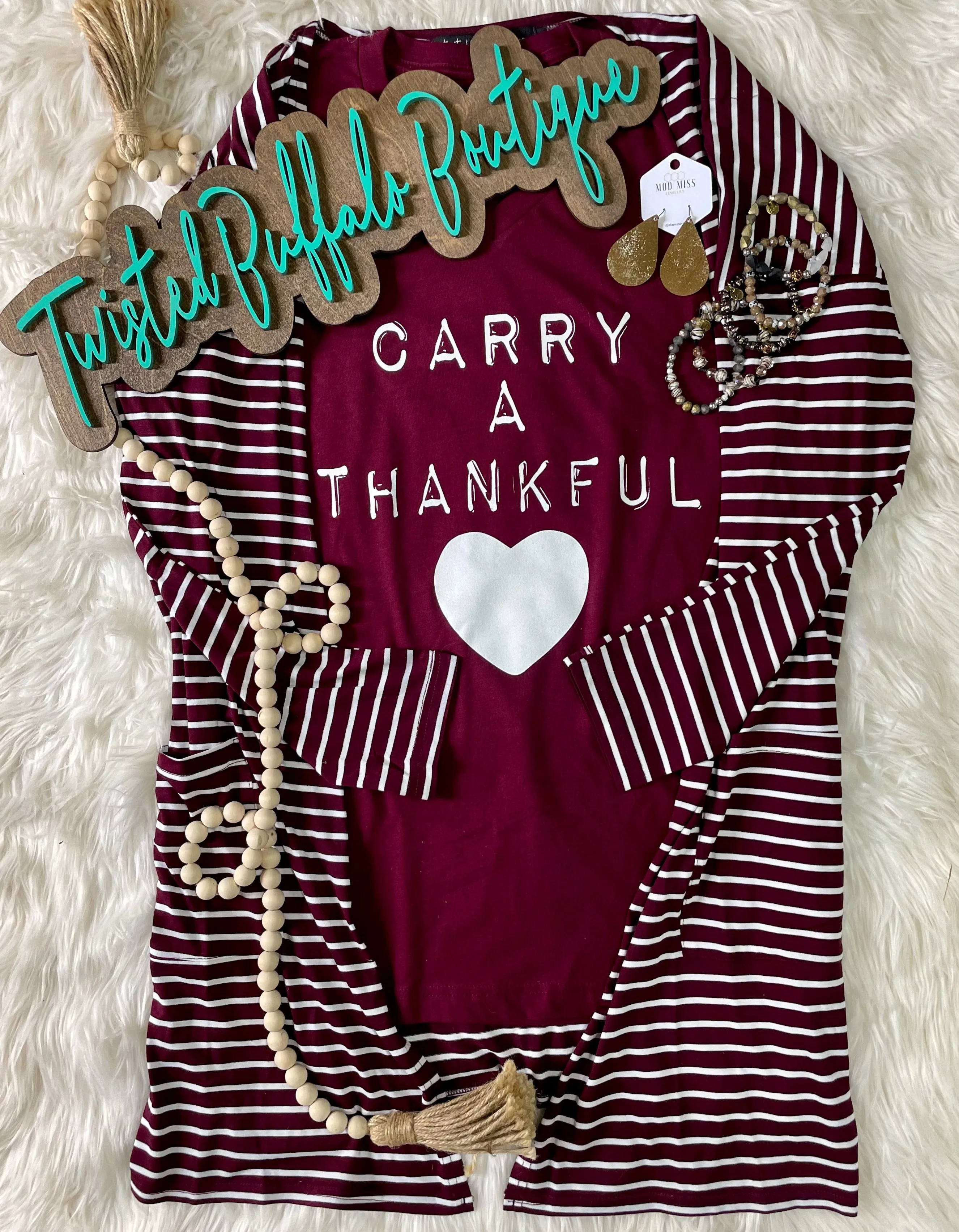 {CARRY A THANKFUL HEART} Maroon V-Neck Tee