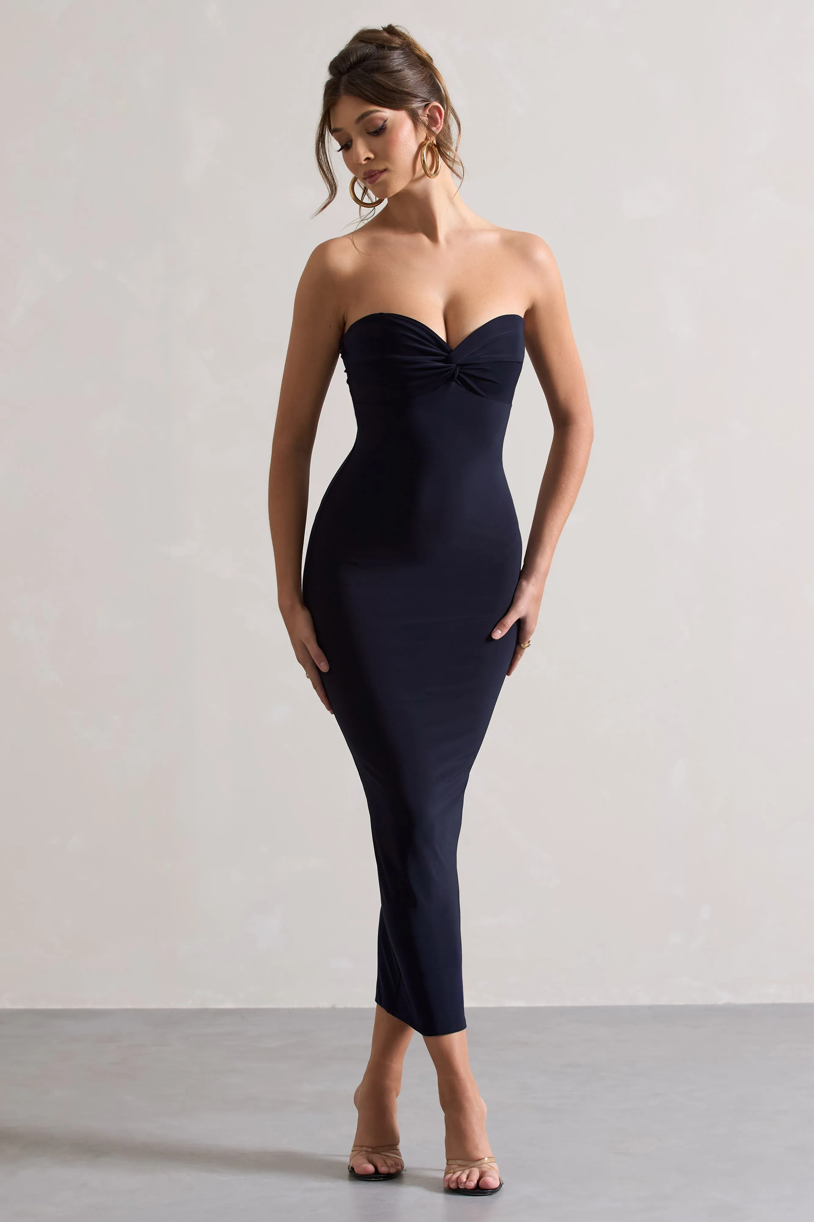 Evita | Navy Sweetheart Twist Detail Maxi Dress