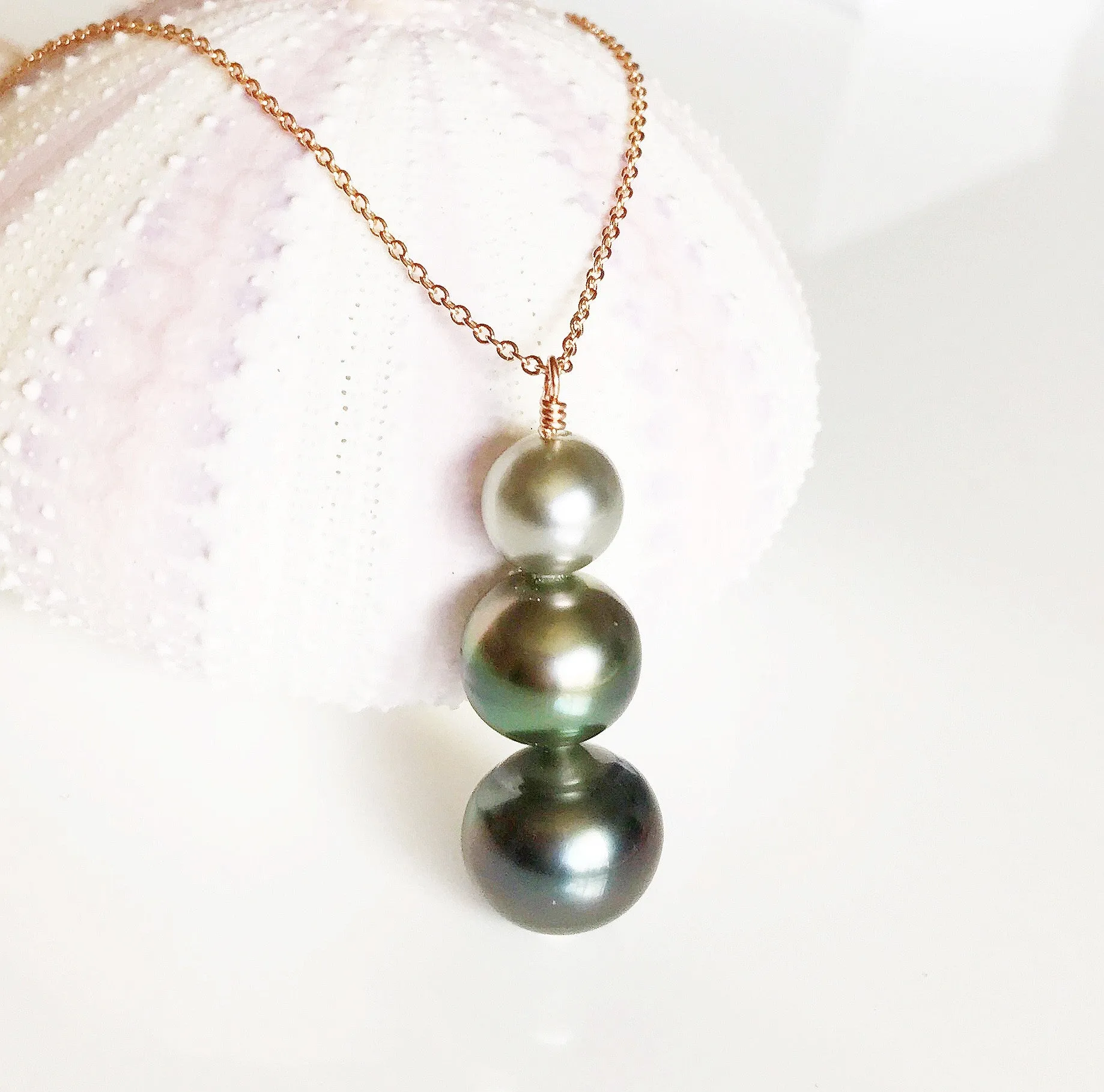 Necklace Arya - triple tahitian pearls necklace (N176)