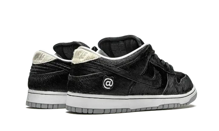 Nike SB Dunk Low BE@RBRICK Medicom Toy