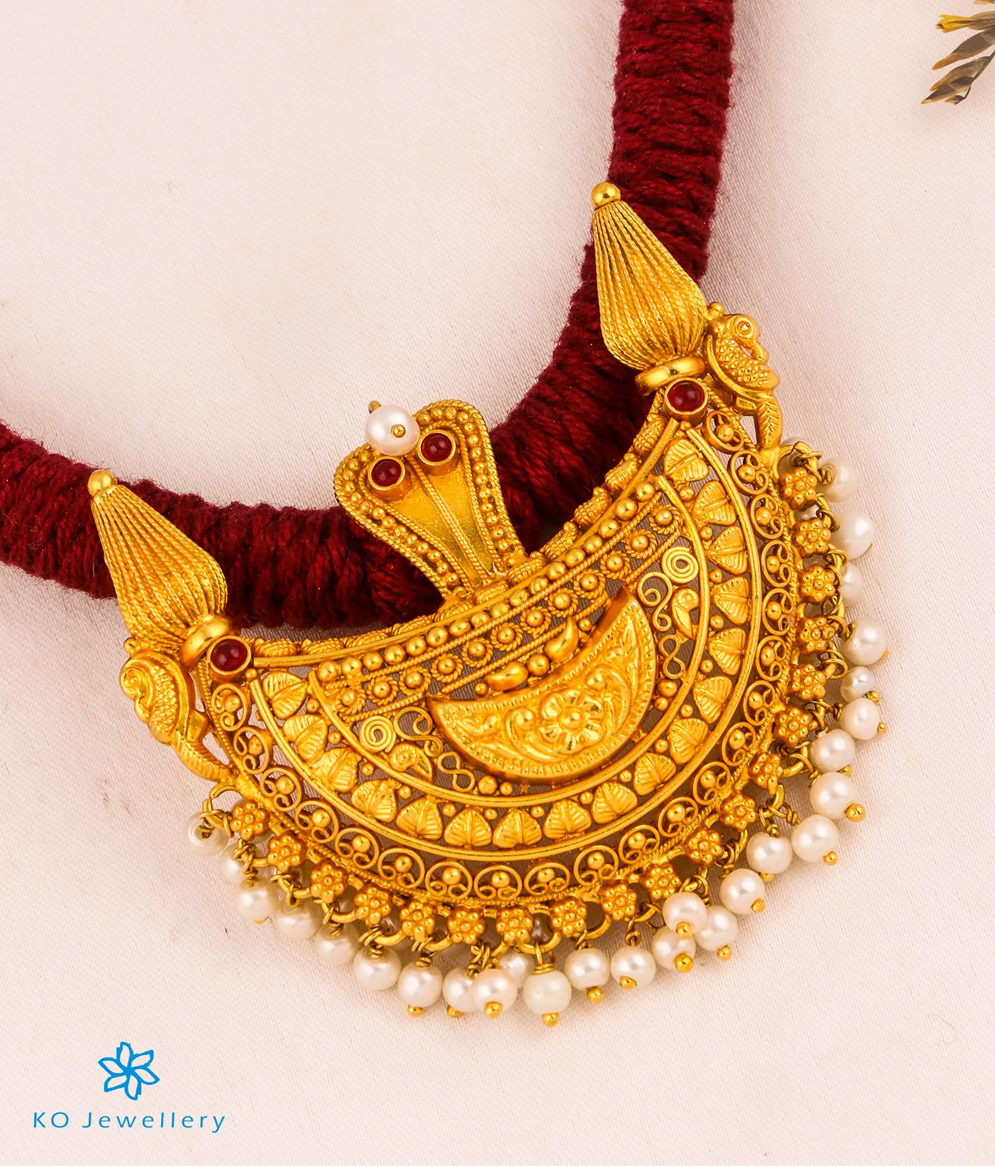 The Viloma Kokkethathi Silver Thread Necklace (Maroon)