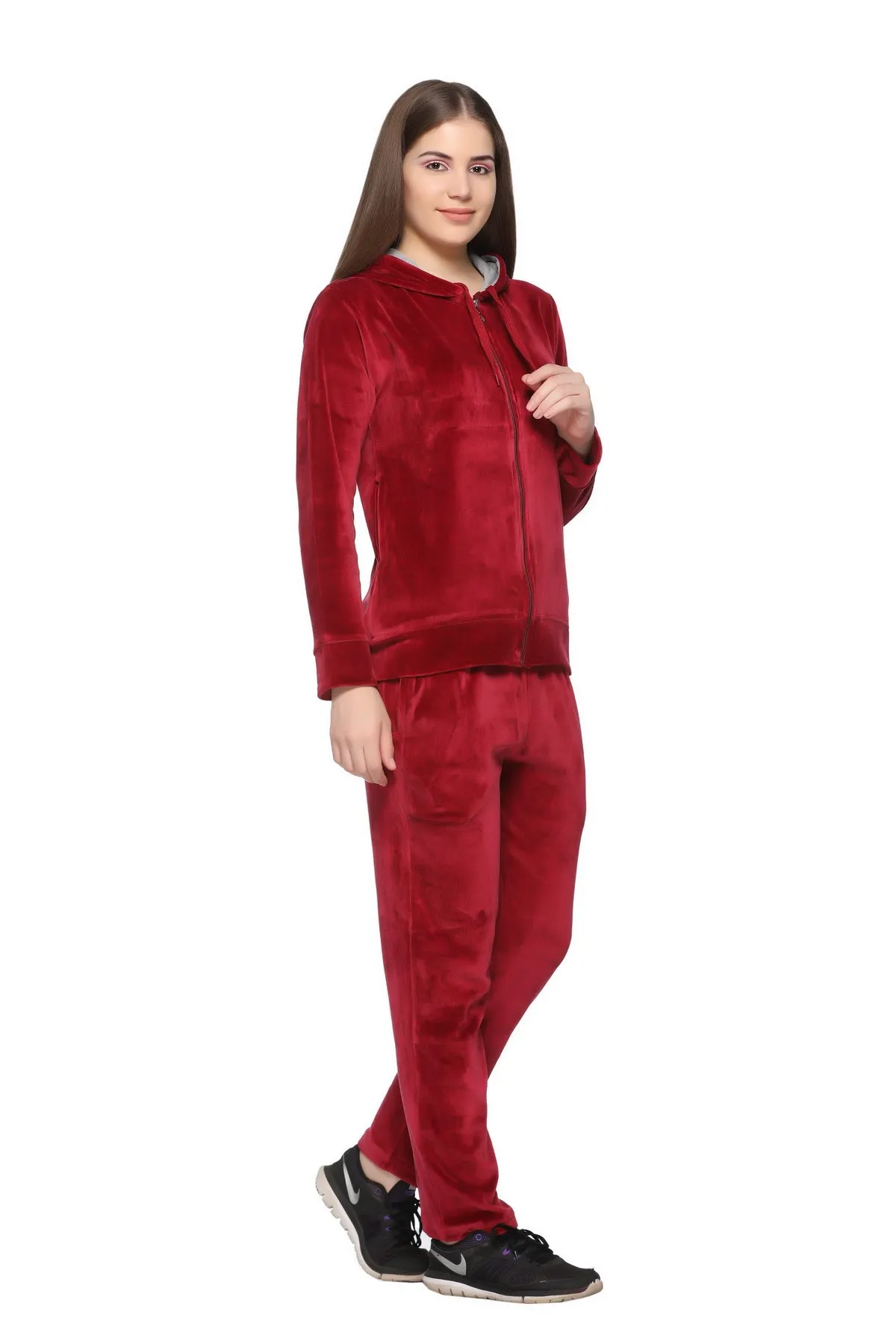 Winter Cotton Velvet Tracksuit For Women - Maroon